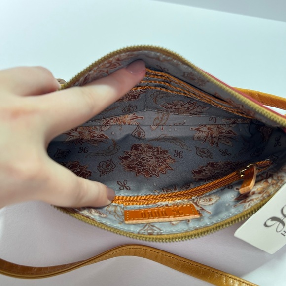 HOBO Darcy Convertible Crossbody/Wristlet - fuschia - Picture 8 of 15